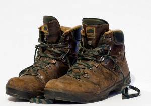Поношенные ботинки Поношенные ботинки