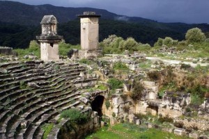 Pohod Turciya-Likiyskaya Tropa-theater-and-ruins-in-xanthos-west-turkey